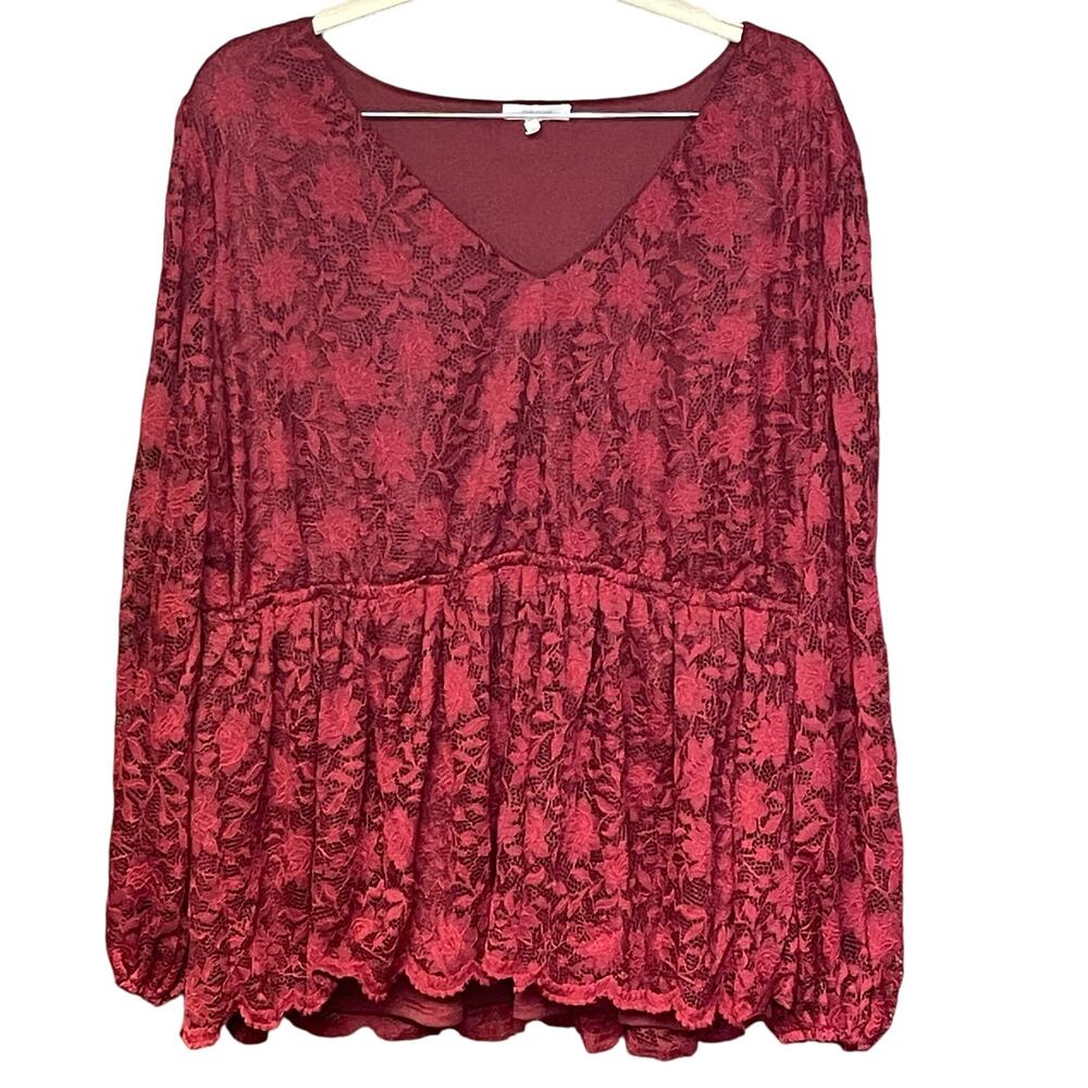 Maurices red top lined floral lace flattering waist vneck long sleeve size 2XL